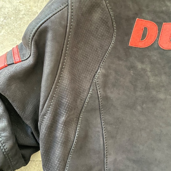 Original Ducati Pelle Lady C2 leather jacket by Dainese SIZE 42 58% off!!! - Picture 4 of 13